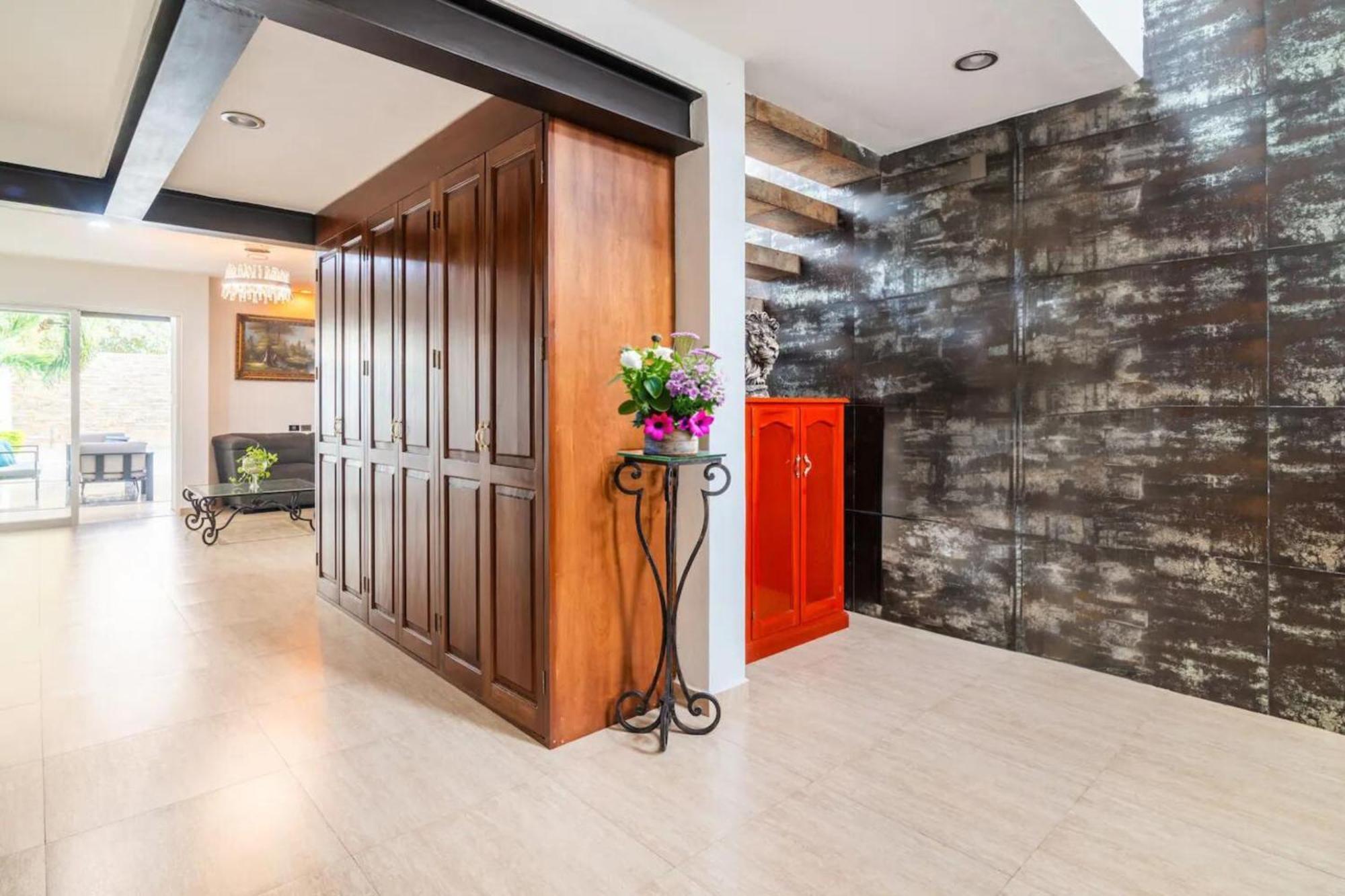Villa Moderna Con Alberca, Gimnasio Y Cochera Merida Ngoại thất bức ảnh