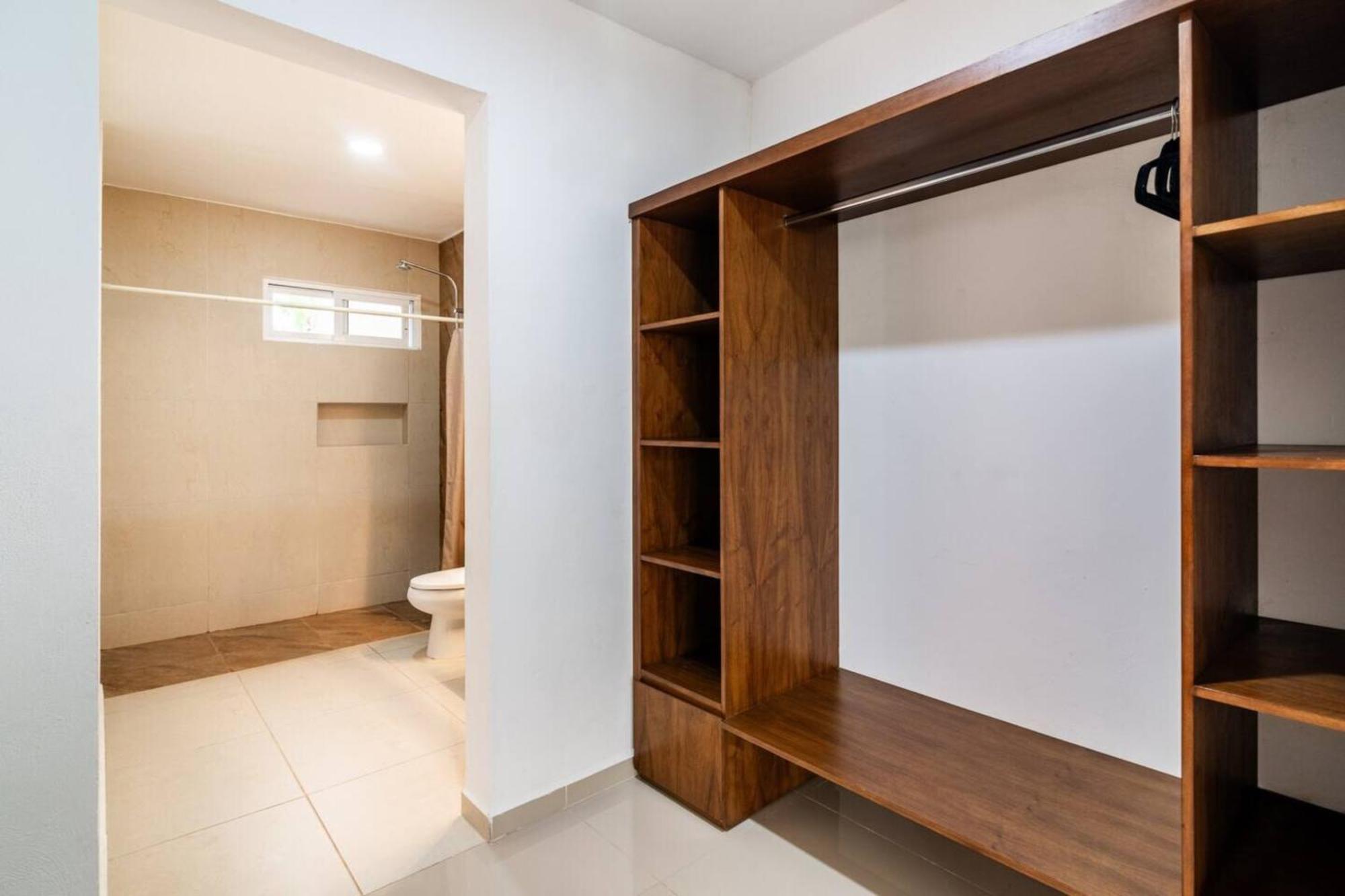 Villa Moderna Con Alberca, Gimnasio Y Cochera Merida Ngoại thất bức ảnh