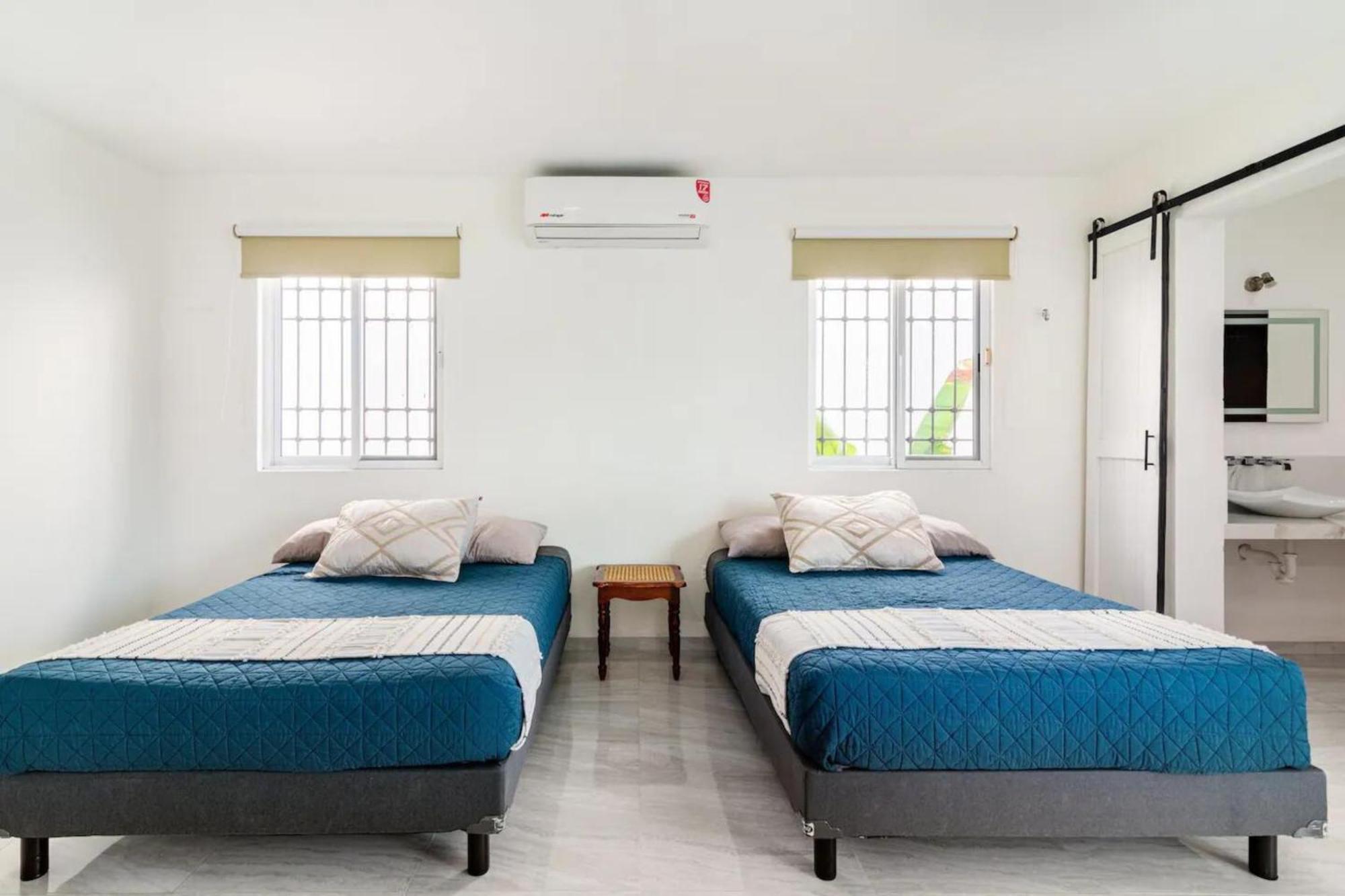 Villa Moderna Con Alberca, Gimnasio Y Cochera Merida Ngoại thất bức ảnh