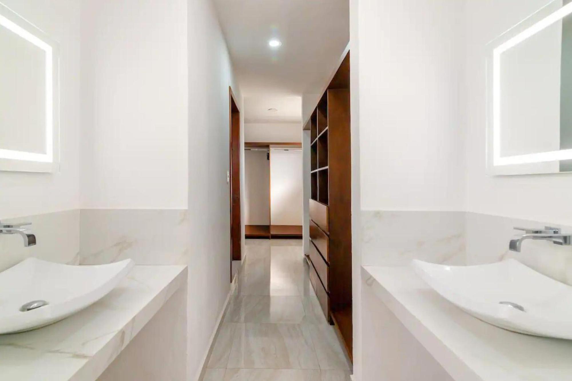Villa Moderna Con Alberca, Gimnasio Y Cochera Merida Ngoại thất bức ảnh