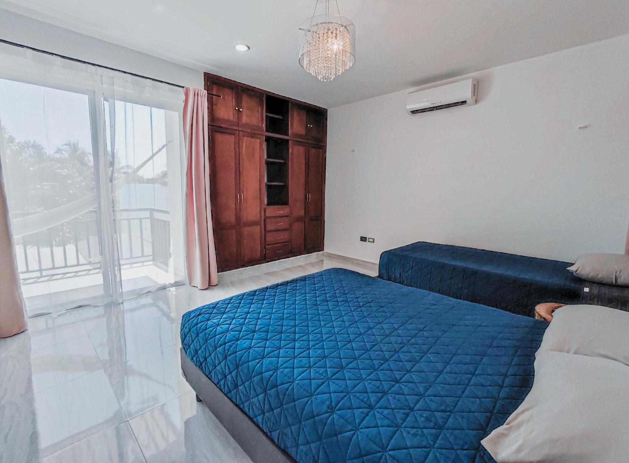 Villa Moderna Con Alberca, Gimnasio Y Cochera Merida Ngoại thất bức ảnh